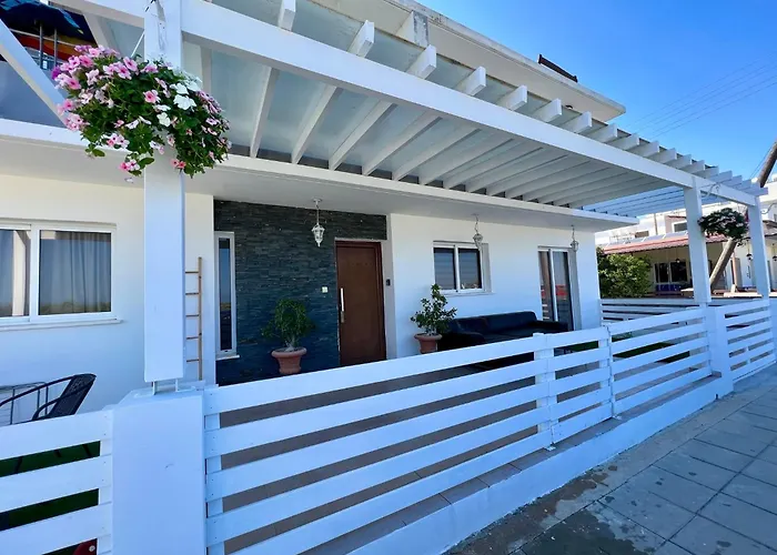 Fat Cow Apartmán Larnaca